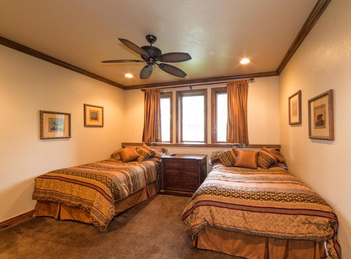 Strawberry Park True Ski In Ski Out By Vail Realty ビーバークリーク エクステリア 写真