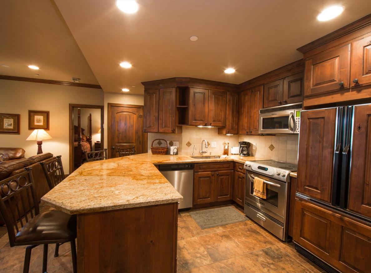 Strawberry Park True Ski In Ski Out By Vail Realty ビーバークリーク エクステリア 写真